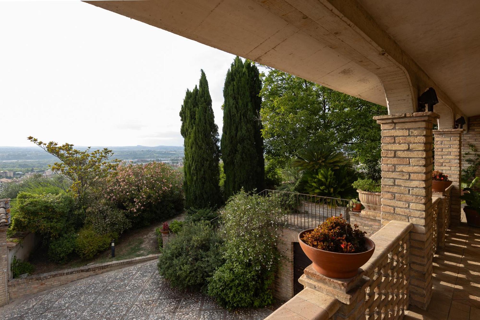 B&B Villa Dei Desideri Chieti Exterior photo